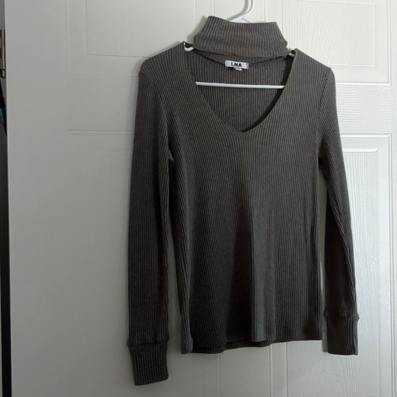 LNA Gray sweater. Size Xs 66%modal 28%polyester%spandex - Picture 1 of 6